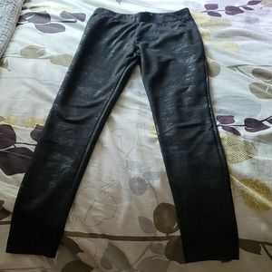 Black leggings size S